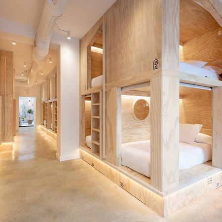 Colo Colo Hostel Walencja Zewnętrze zdjęcie